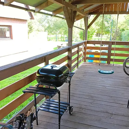 Jagod@ I Parking Villa Zebowo