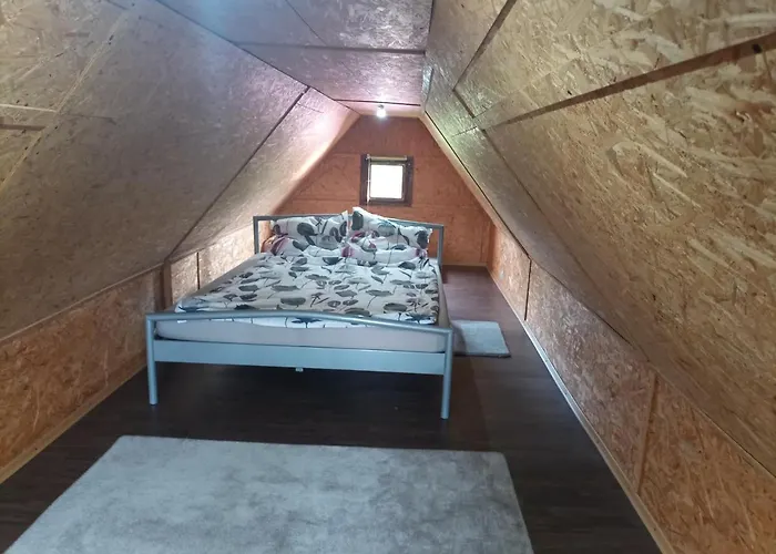 Vila Jagod@ I Parking Zebowo